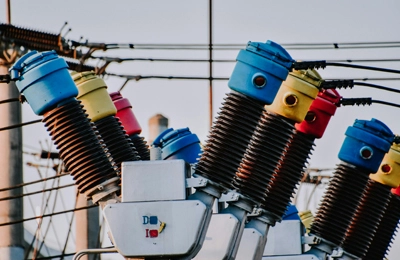 Изоляторы